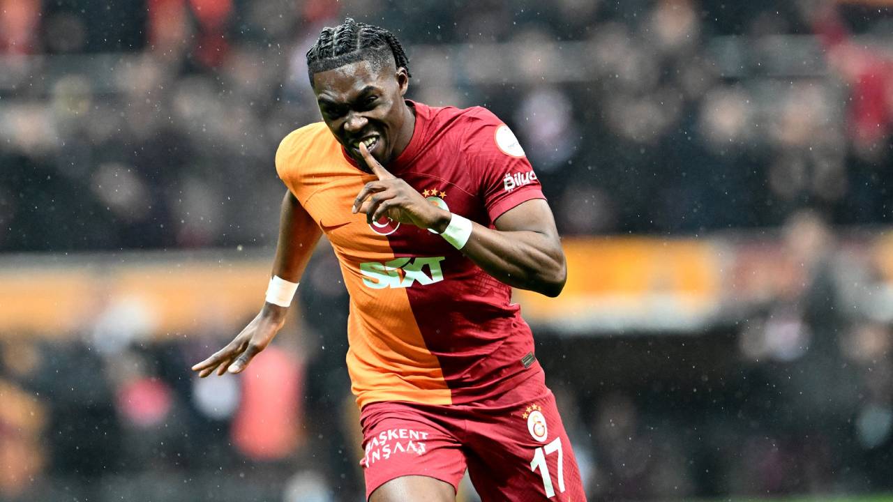 Galatasaray'da Kerem Aktürkoğlu ve Derrick Köhn için Spartak Moskova'dan Teklif