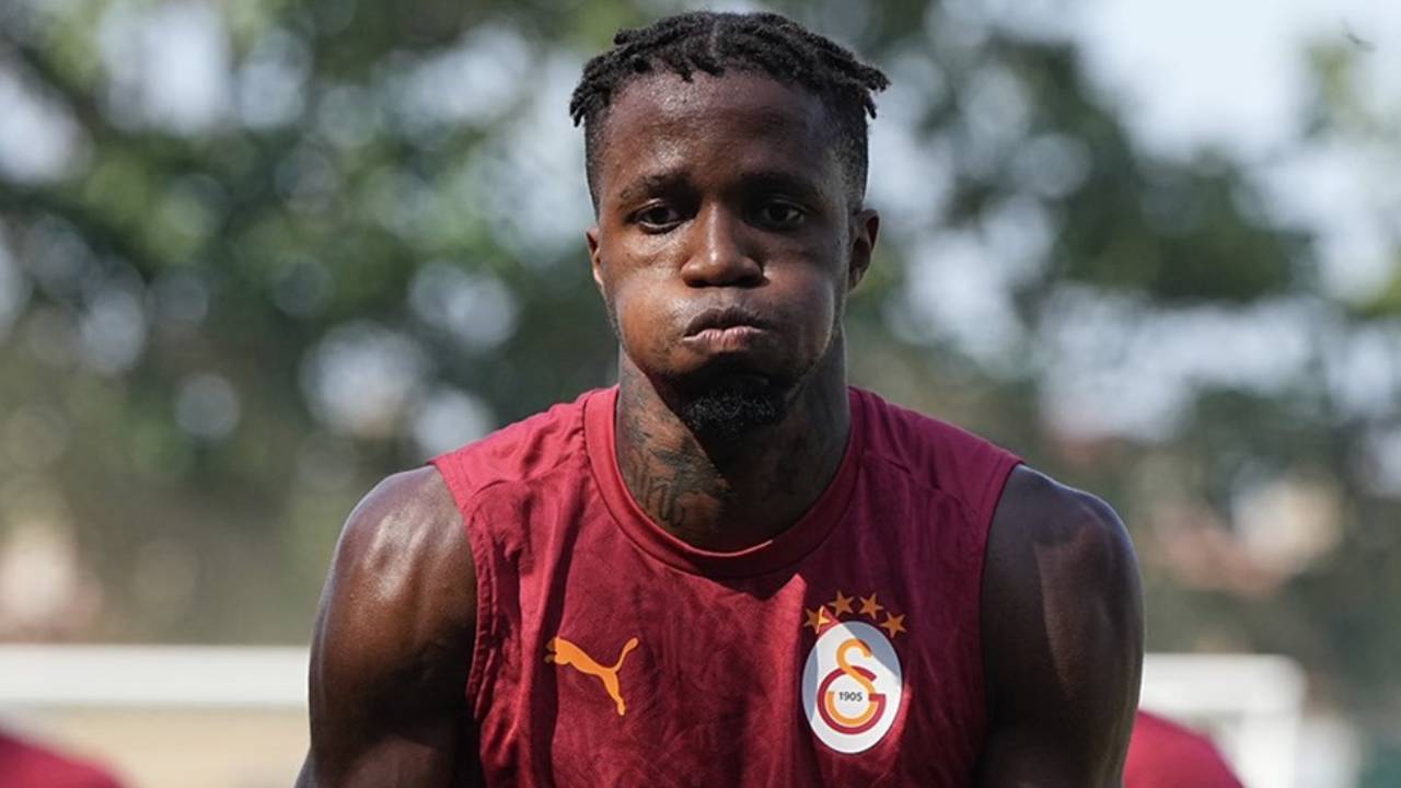 Galatasaray'da Wilfried Zaha Krizi ve Okan Buruk'un Açıklamaları