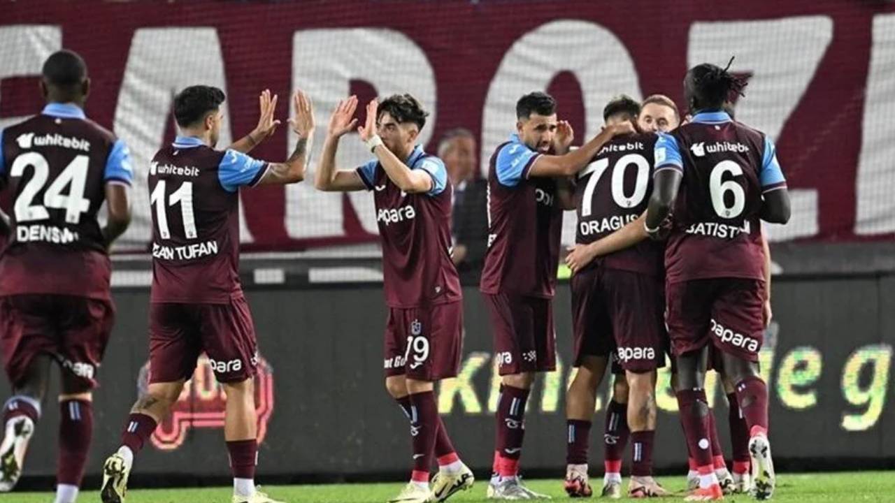 Trabzonspor, Sivasspor ile Açılış Maçında Karşılaşıyor