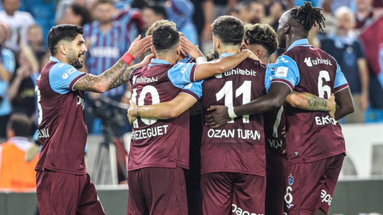 Trabzonspor, Sivasspor ile Açılış Maçında Karşılaşıyor