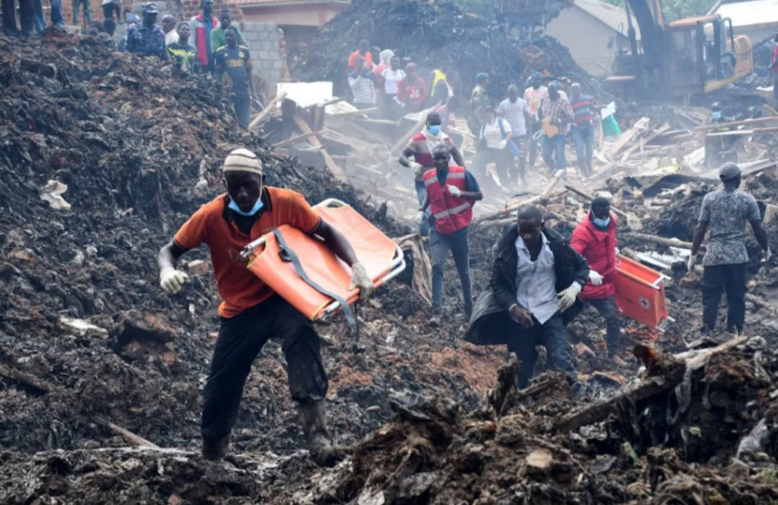 Uganda'da Büyük Çöplükte Toprak Kayması: Ölü Sayısı 13'e Yükseldi