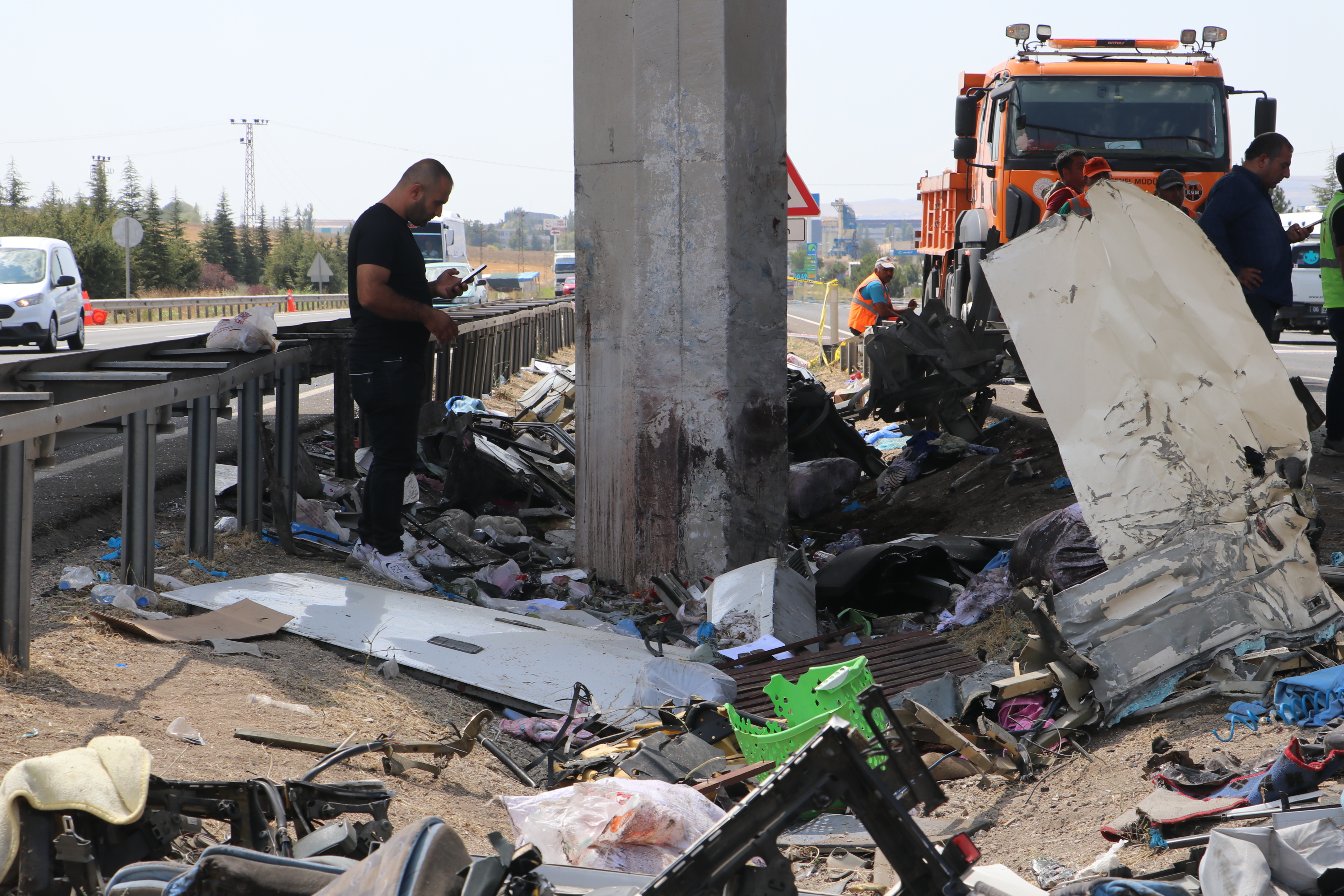 Ankara'da Otobüs Kazası: Ölü Sayısı 11'e Yükseldi