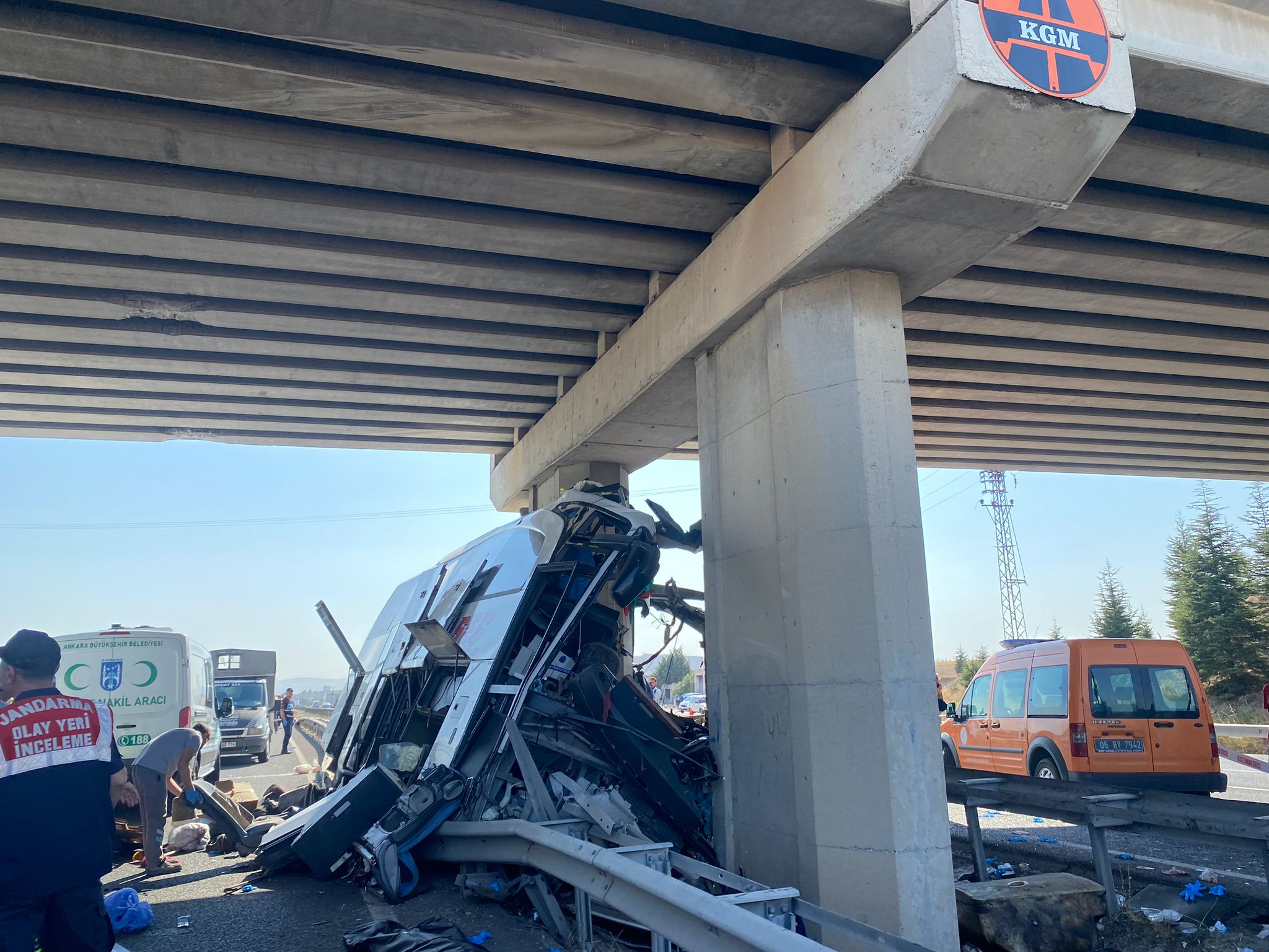 Ankara'da Otobüs Kazası: Ölü Sayısı 11'e Yükseldi