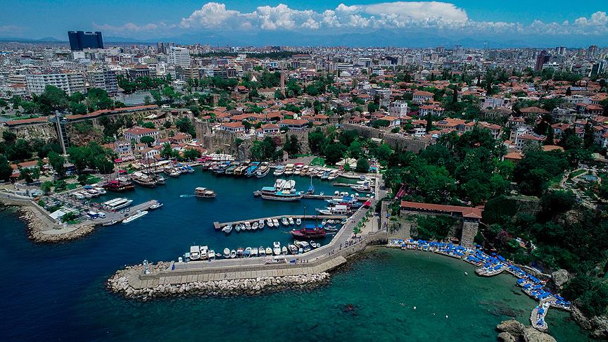 Antalya'da 2023 Turizminde Tarihi Rekorlar