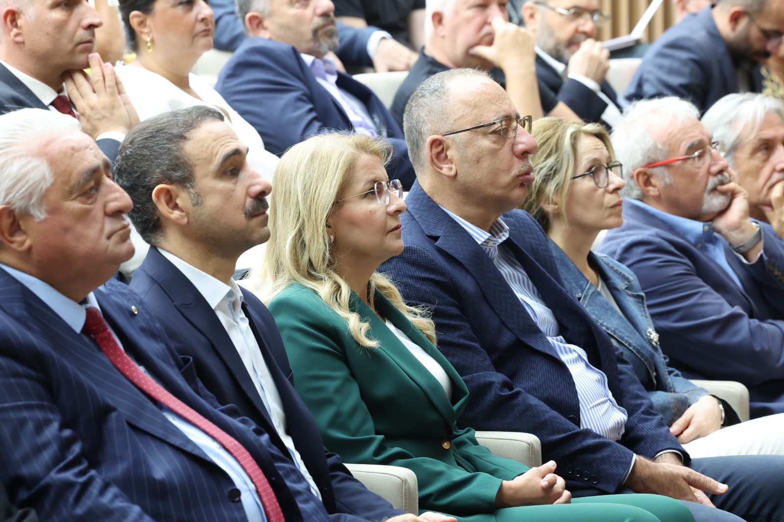 Bakırköy Belediyesi'nden Deprem Güvenliği İçin Panel Düzenlendi