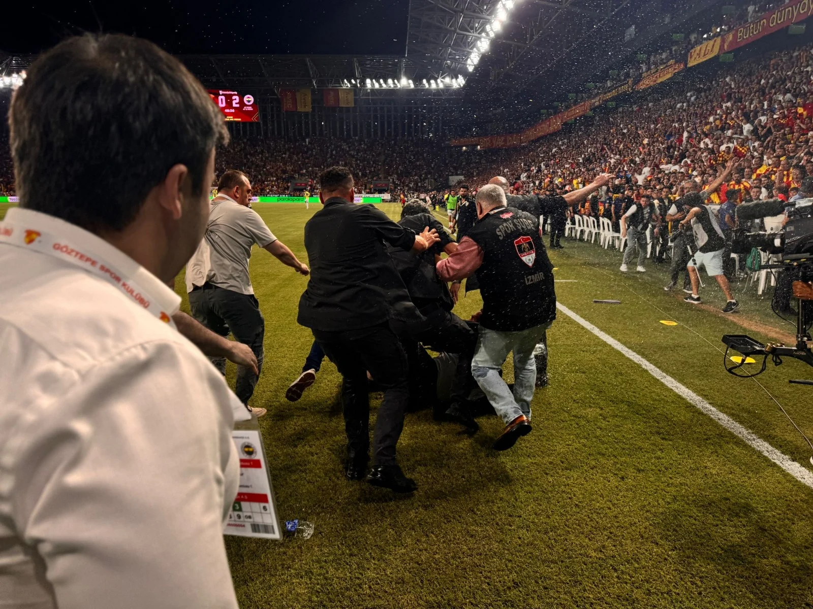 Fenerbahçe'nin Göztepe Maçındaki Saldırı Olayı