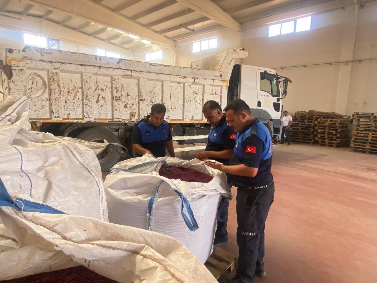 Gaziantep'te Sağlık Tehdidi: Bozuk Gıdalar Ele Geçirildi