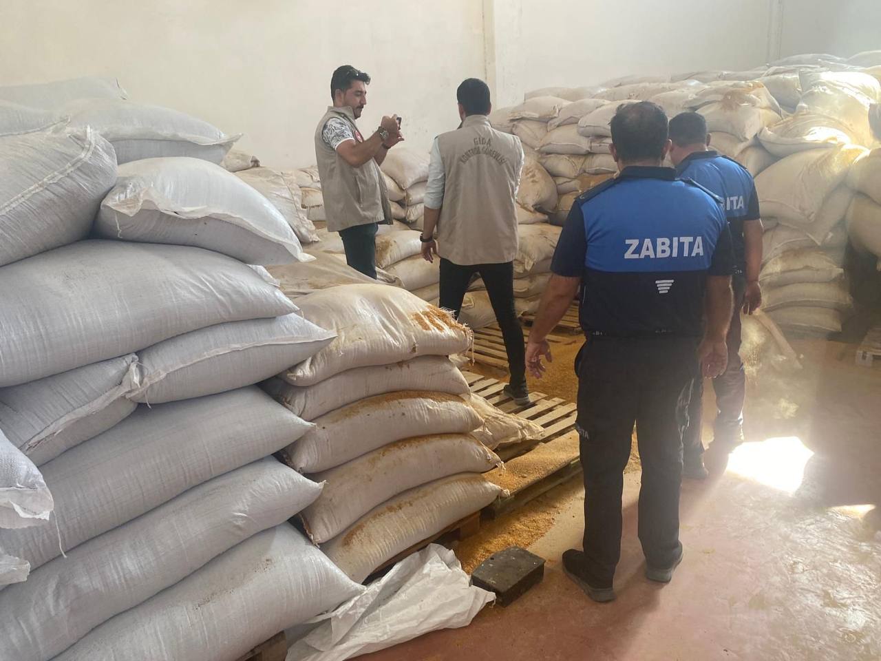 Gaziantep'te Bozuk Gıdalar Ele Geçirildi