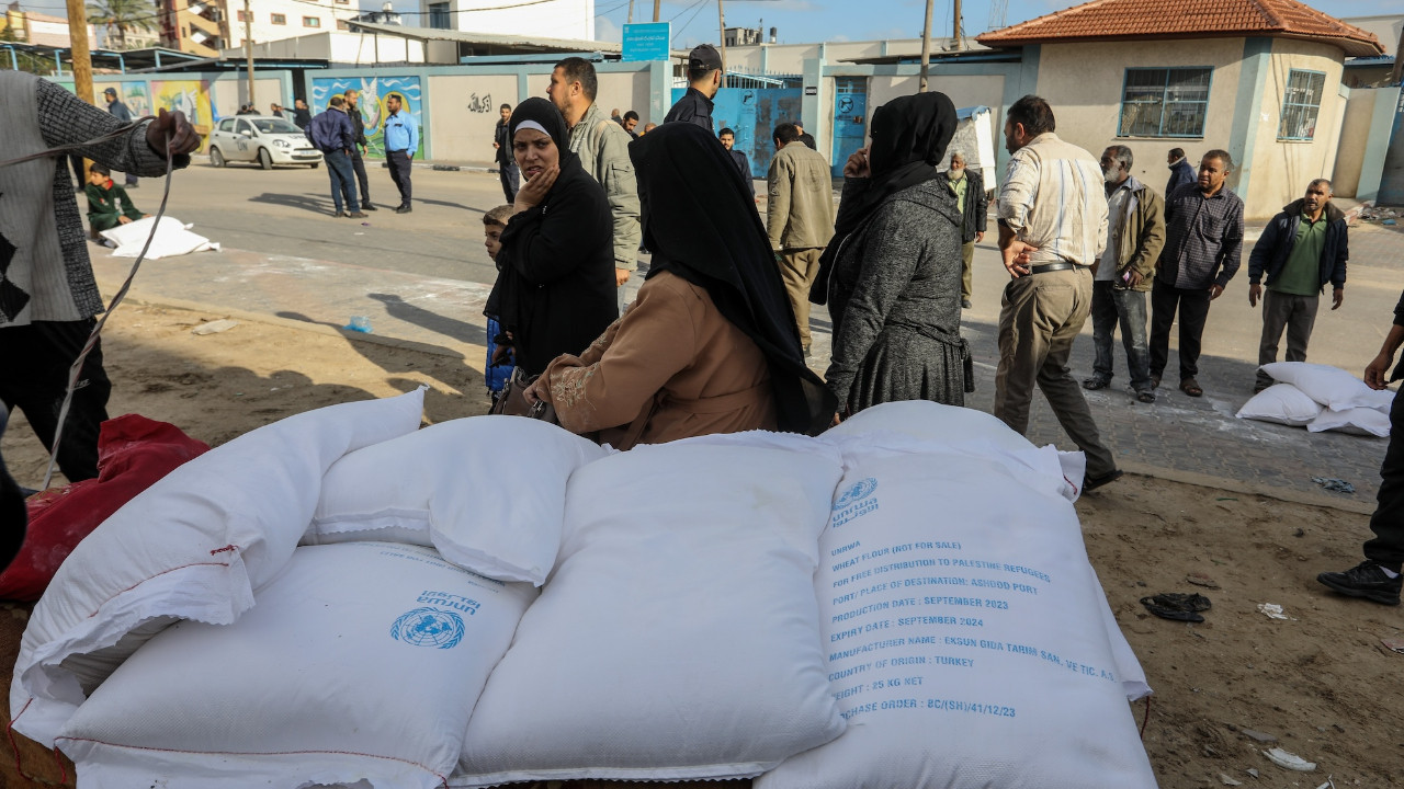 UNRWA: Finansal desteğin kesilmesi, Gazze'de yardım çalışmalarının sonlanmasına yol açabilir