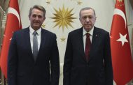 ABD Büyükelçisi Jeff Flake'den Türkiye'ye İran'a Yönelik Çağrı