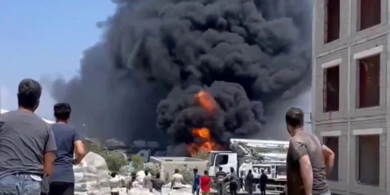 Hatay'da İnşaat Alanında Yangın Çıktı