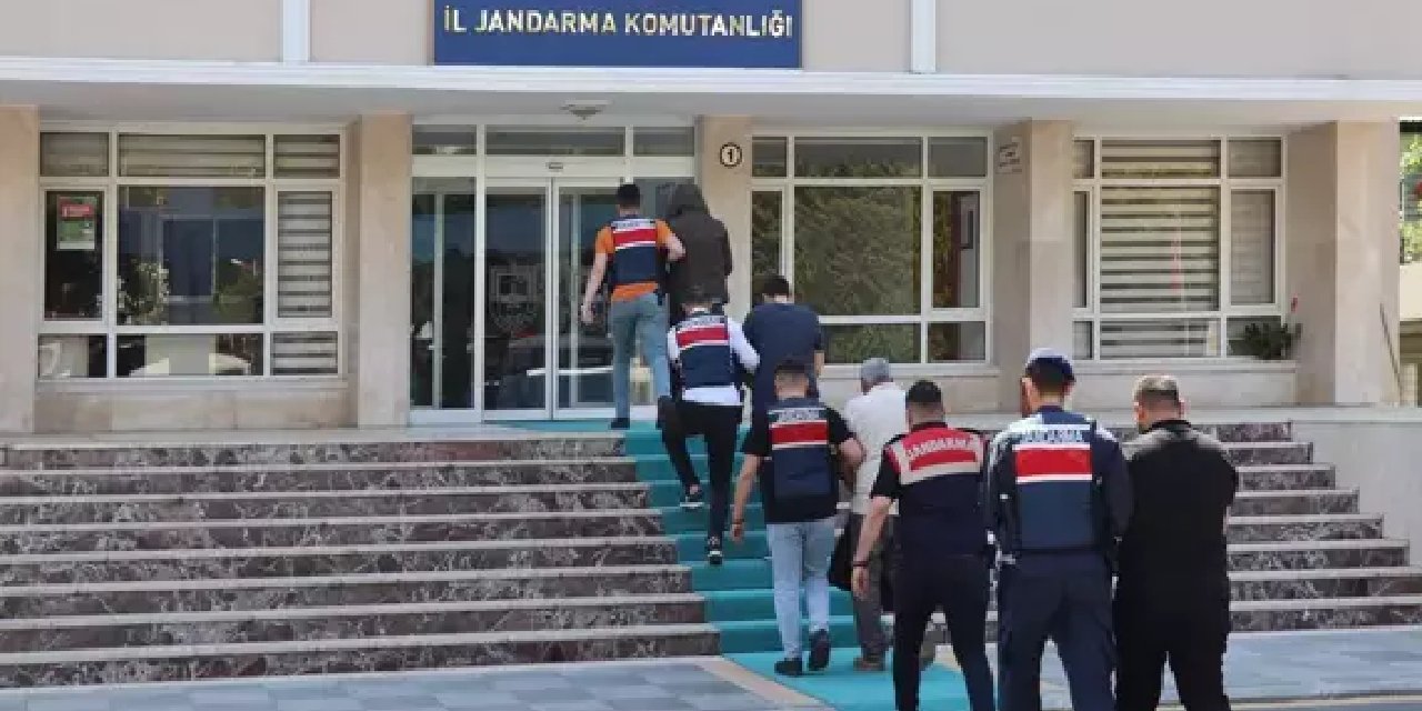 İl Emniyet Müdürlüğü'nden Bahis Operasyonu: 5 Gözaltı ve Silah Ele Geçirildi