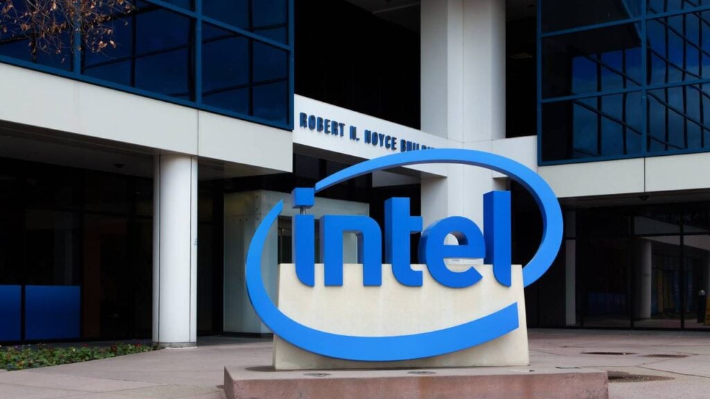 Intel'in Düşüşü: Yarı İletken Devi Nereye Gidiyor?