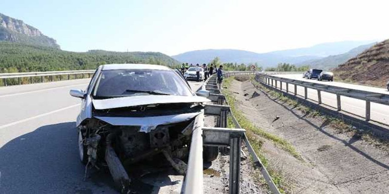 Safranbolu'da Trafik Kazasında Yaralanan Sürücü Hastaneye Kaldırıldı