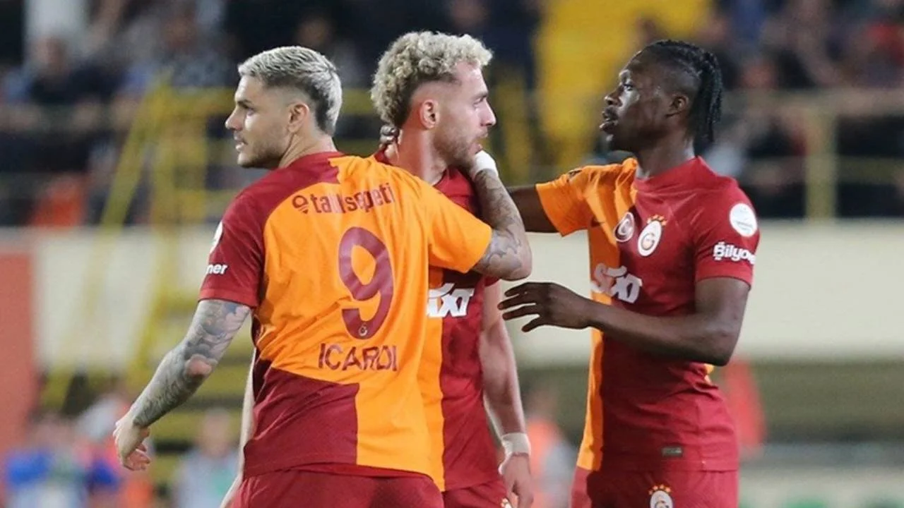 Süper Lig 2024-2025 Sezonu: Galatasaray - Hatayspor Maçı