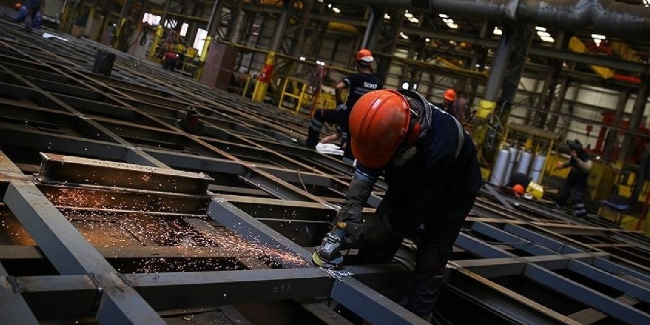 Türkiye'de Ekonomik Kriz ve Sanayi Üretim Endeksi Raporu