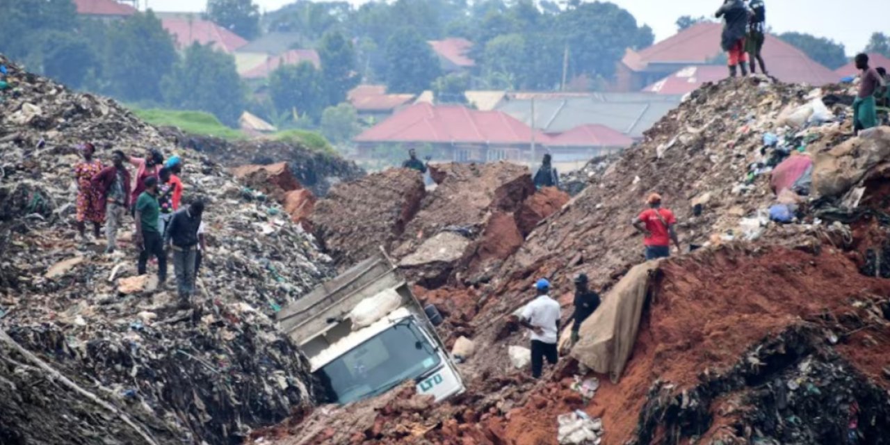 Uganda'da Büyük Çöplükte Toprak Kayması: Ölü Sayısı 13'e Yükseldi