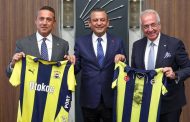 Ali Koç ve Özgür Özel'den Spor Üzerine Önemli Görüşmeler