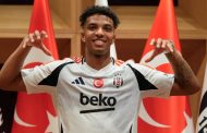 Cher Ndour, Beşiktaş'ta İlk İmzalarını Attı