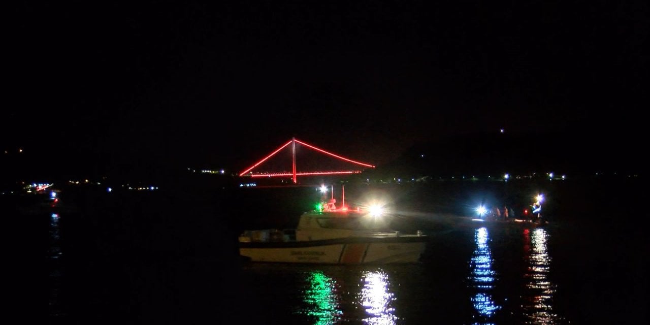 İstanbul Boğazı'nda Kaybolan Kişi İçin Arama Çalışmaları Devam Ediyor