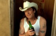 Michael Madsen, Aile İçi Şiddet Suçlamasıyla Tutuklandı