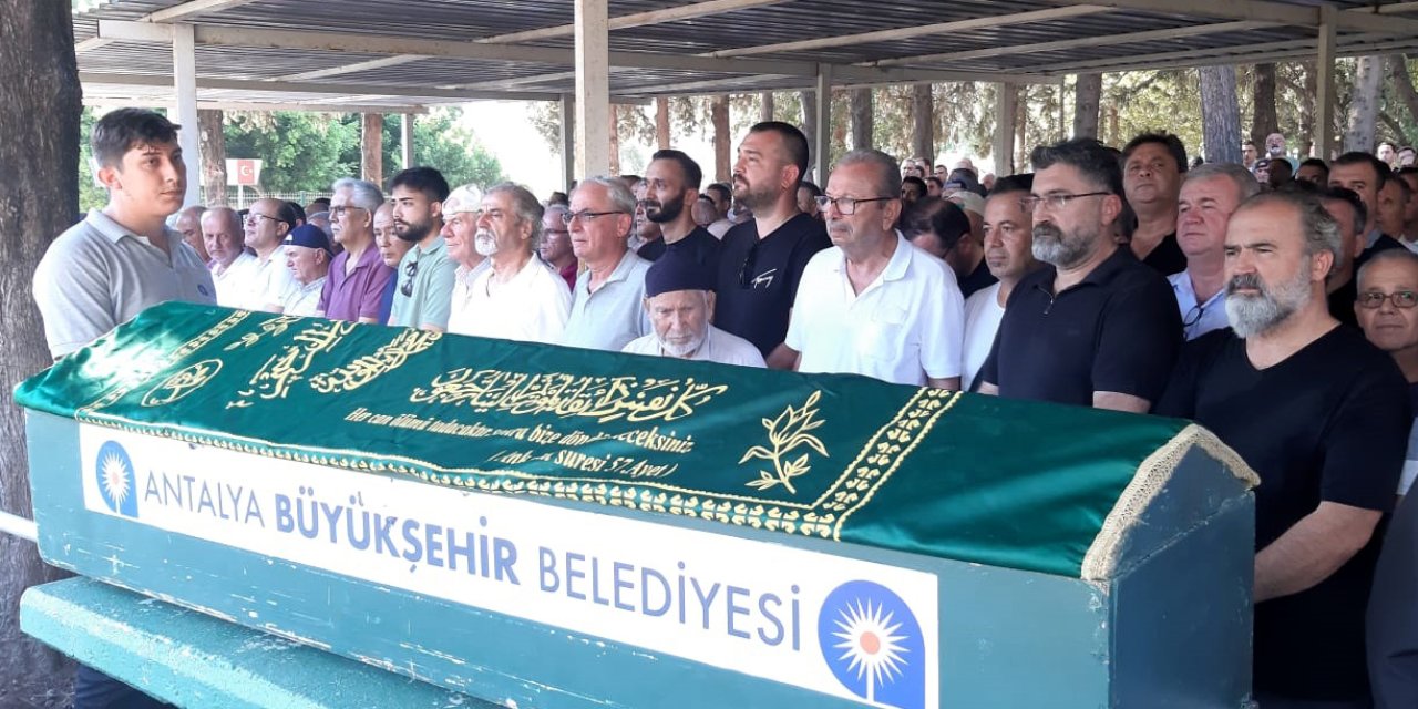 Serik'te Düğün Kavgası: MHP'li Meclis Üyesi Hasan Ali Tuncer Hayatını Kaybetti