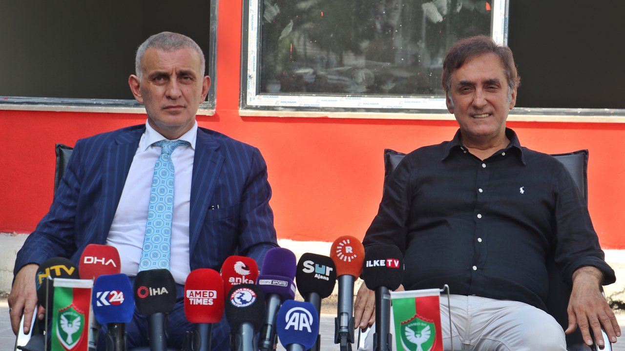 TFF Başkanı Hacıosmanoğlu, Diyarbakır'da Amed Spor ile Kardeşlik Mesajı Verdi